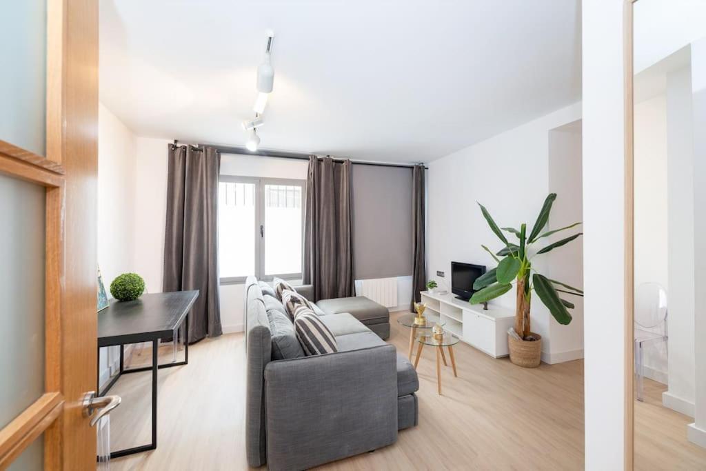Acogedor Apartamento Pleno Centro De Granada Y Parking Exterior foto